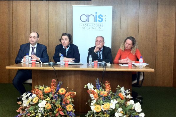 Tribuna ANIS con los candidatos a las elecciones del Principado de Asturias