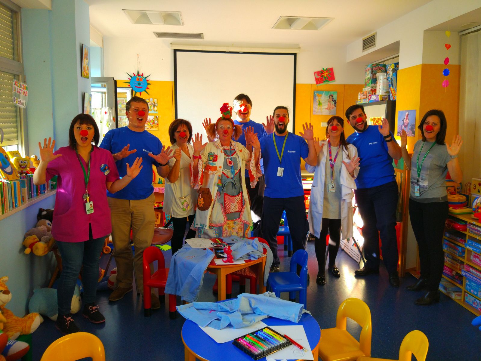Foto Air Liquide Healthcare y la Fundación Theodora se vuelcan con los pacientes más pequeños de los hospitales andaluces